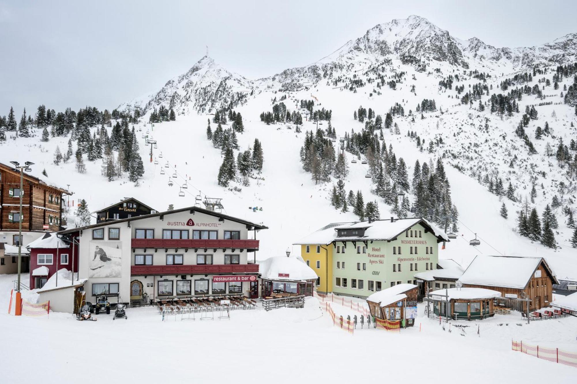 Austria Alpinhotel Ski In Ski Out An Der Edelweissbahn โอเบอร์เทาเอิร์น ภายนอก รูปภาพ