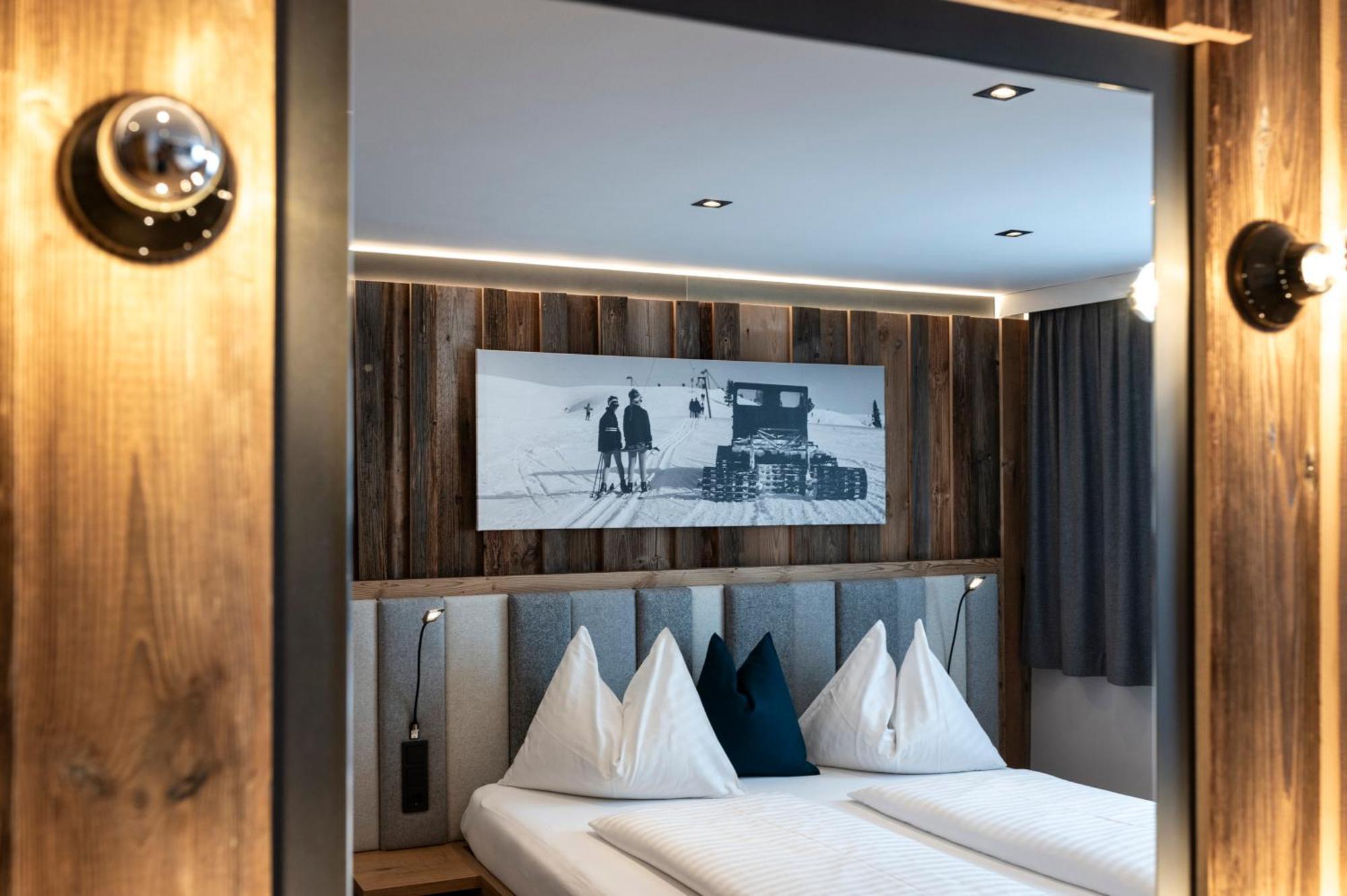 Austria Alpinhotel Ski In Ski Out An Der Edelweissbahn โอเบอร์เทาเอิร์น ภายนอก รูปภาพ