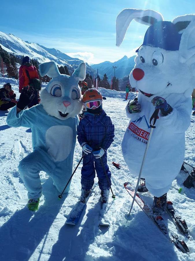 Austria Alpinhotel Ski In Ski Out An Der Edelweissbahn โอเบอร์เทาเอิร์น ภายนอก รูปภาพ